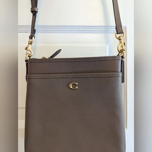 Coach NWOT Kitt Messenger Crossbody Purse NWOT